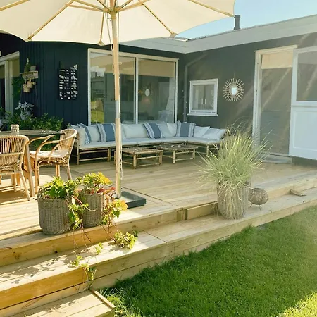 North Funen Summer House With View And Style Hébergement de vacances Bogense